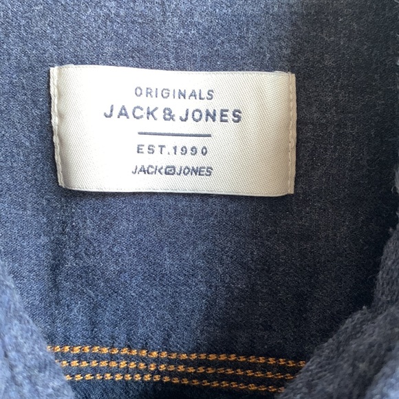 ✨JACK&JONES CASUAL BUTTON DOWN LONG SLEEVE SHIRT SIZE L - Picture 3 of 5